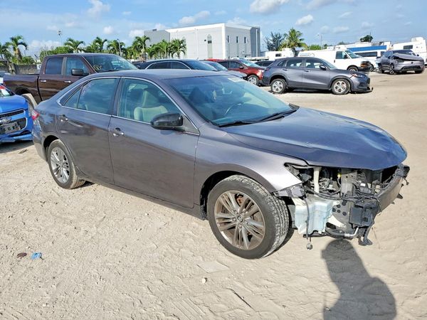 2015 TOYOTA CAMRY
