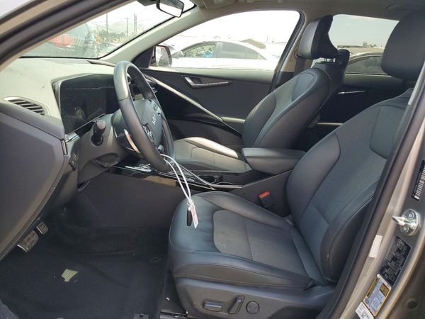 2023 KIA NIRO EX