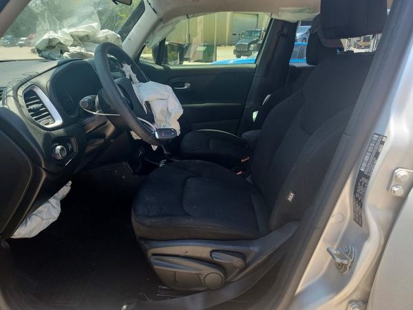 2020 JEEP RENEGADE SPORT 4X2