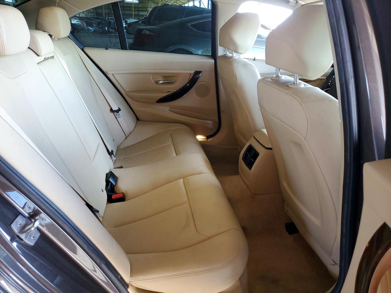 2015 BMW 320 320i