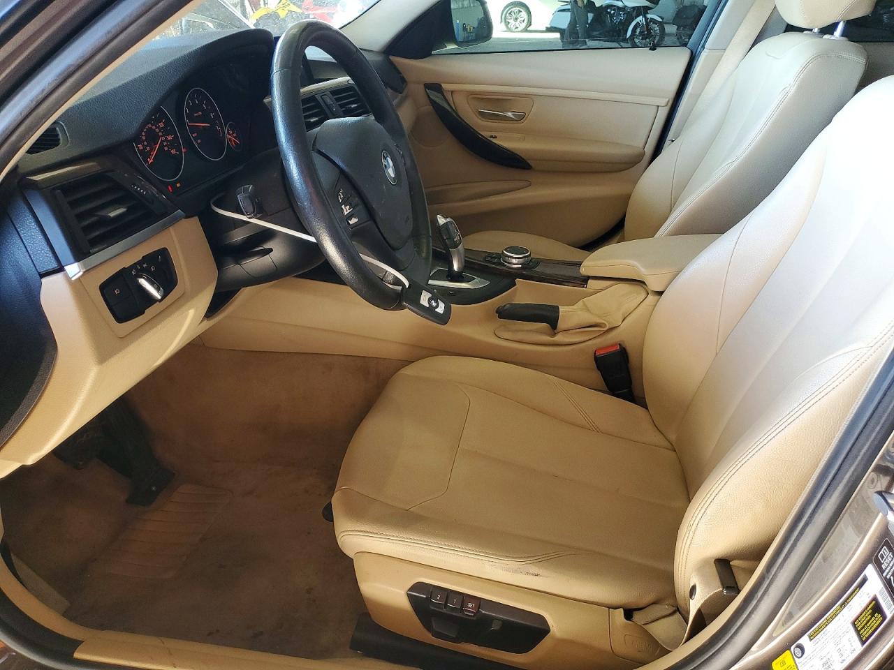 2015 BMW 320 320i