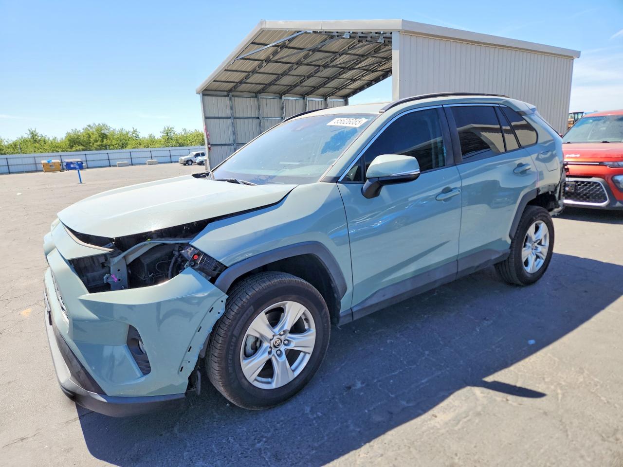 2021 TOYOTA RAV4 XLE