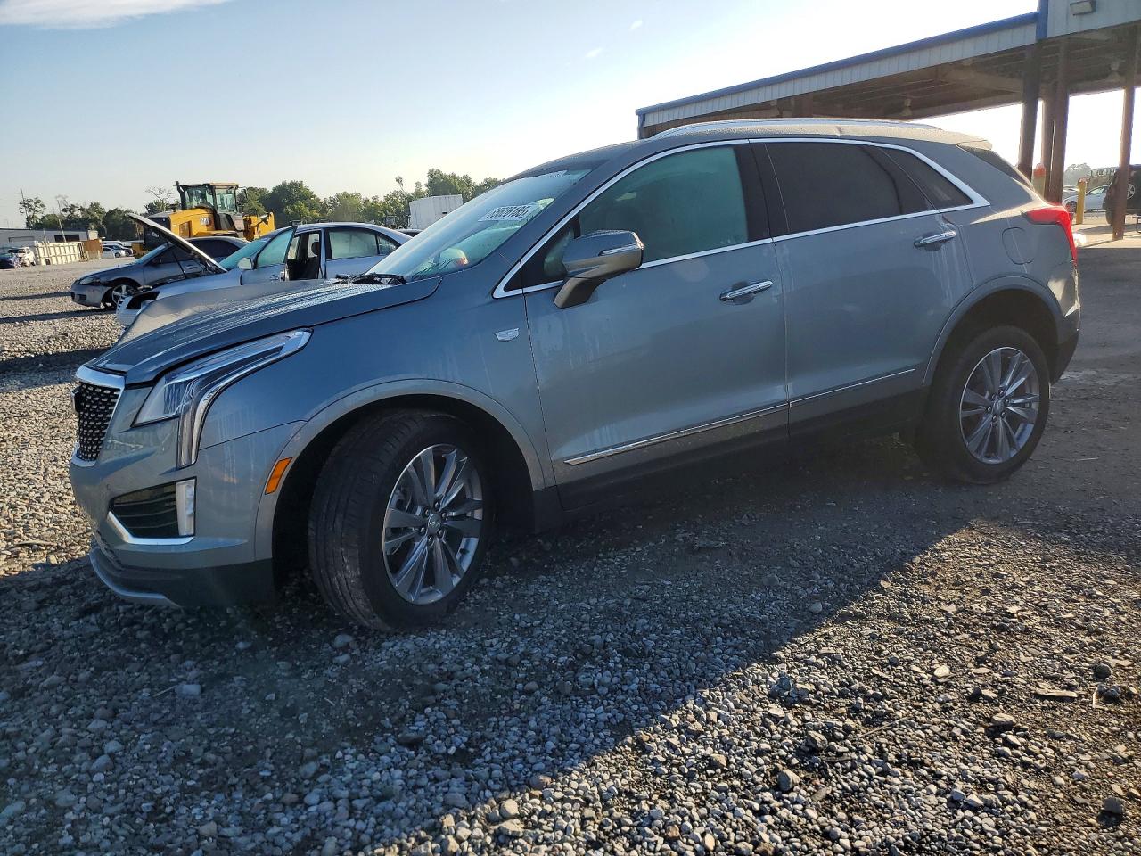 2024 CADILLAC XT5 Premium Luxury — Front 3/4