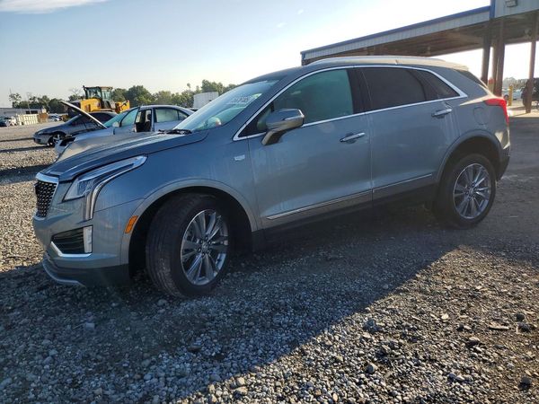 2024 CADILLAC XT5 Premium Luxury — Front 3/4