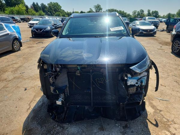 2021 TOYOTA HIGHLANDER XLE Nav