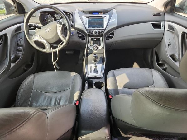2012 HYUNDAI ELANTRA GLS(Middle grade)