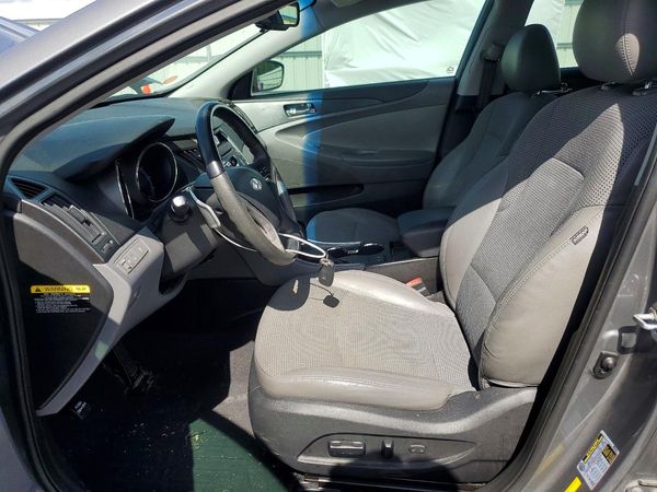 2013 HYUNDAI SONATA