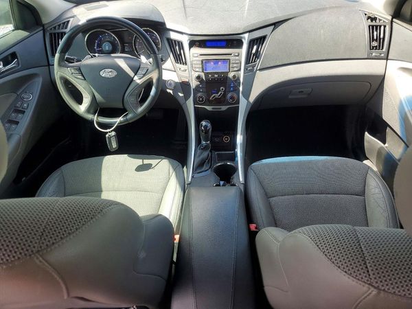 2013 HYUNDAI SONATA