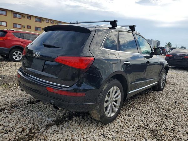 2017 AUDI Q5 quattro Premium