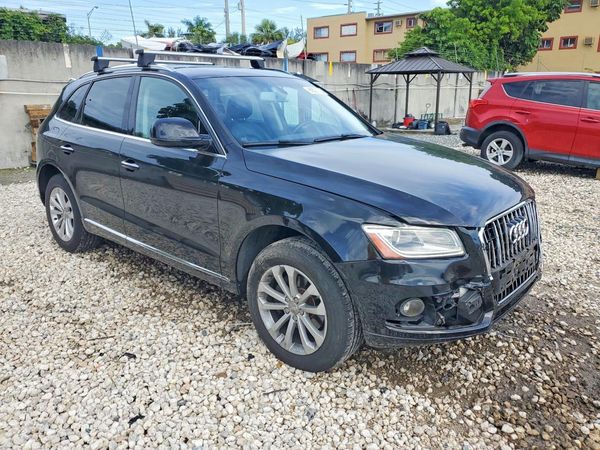 2017 AUDI Q5 quattro Premium
