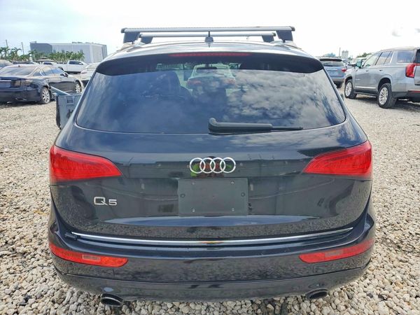 2017 AUDI Q5 quattro Premium