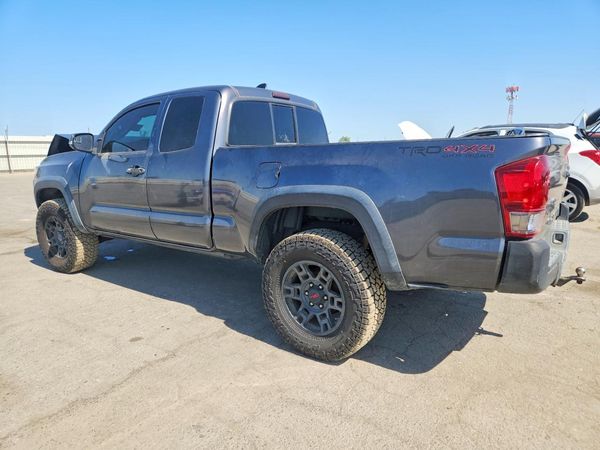 2017 TOYOTA TACOMA