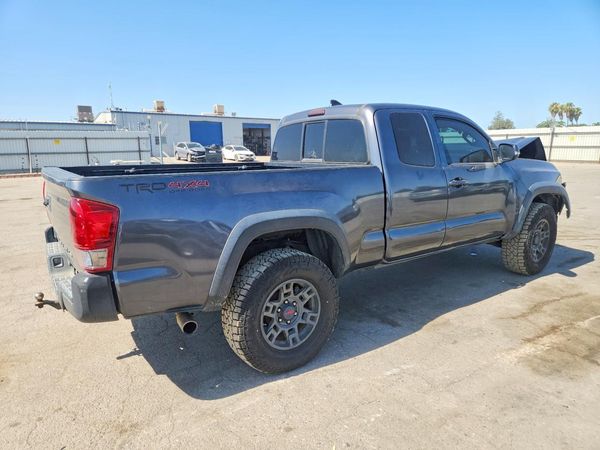 2017 TOYOTA TACOMA