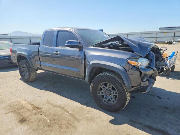 2017 TOYOTA TACOMA