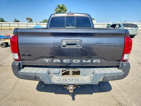2017 TOYOTA TACOMA