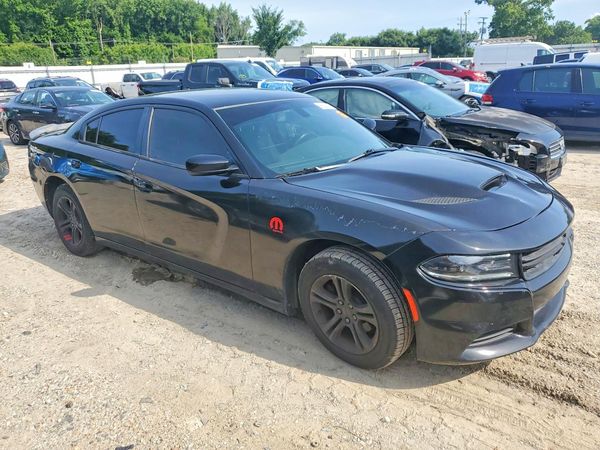 2017 DODGE CHARGER SE