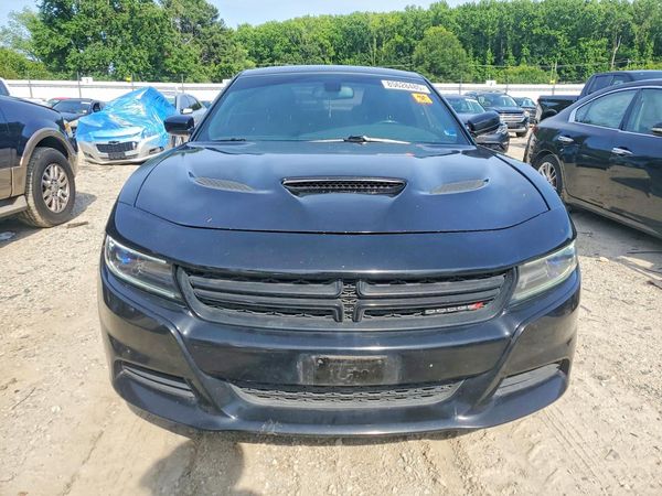 2017 DODGE CHARGER SE