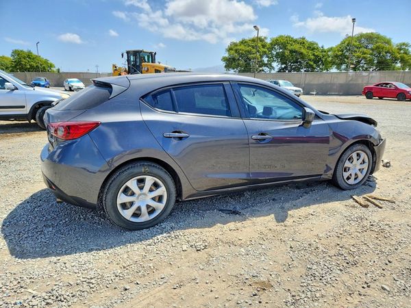 2015 MAZDA 3