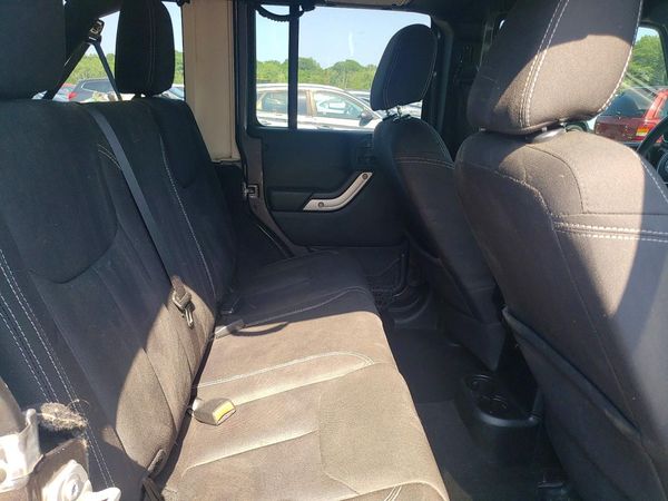 2016 JEEP WRANGLER UNLIMITED SAHARA 4X4