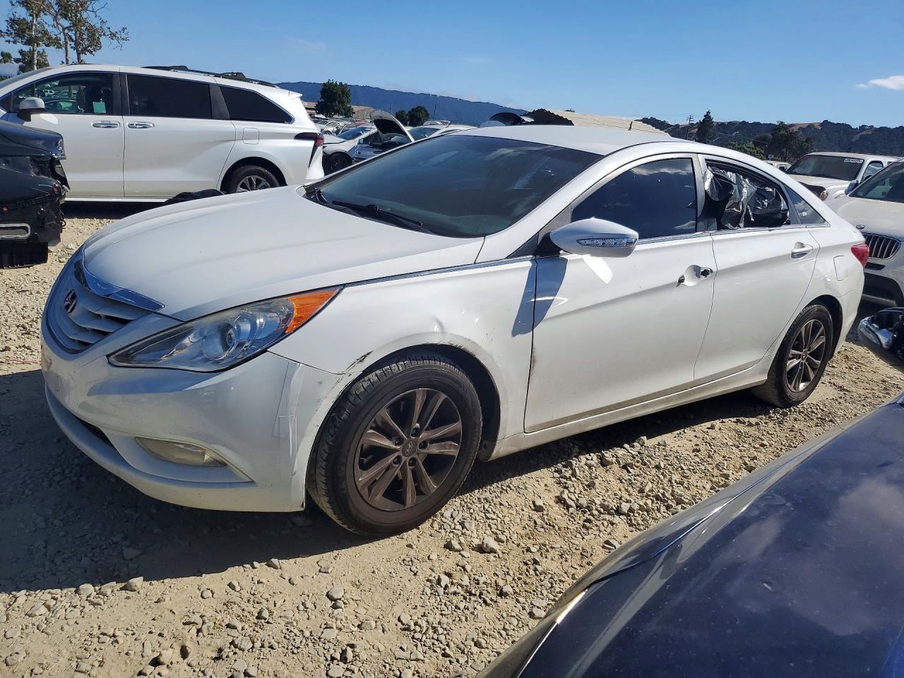 2013 HYUNDAI SONATA