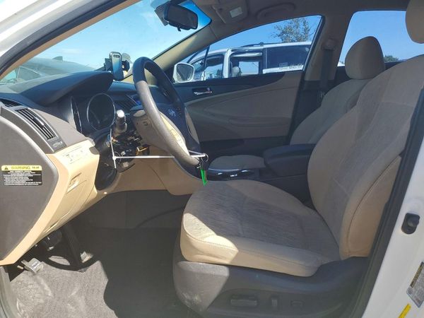 2013 HYUNDAI SONATA