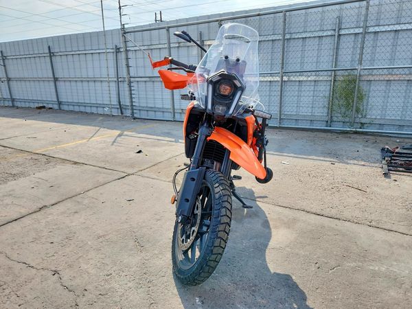 2026 KTM 390