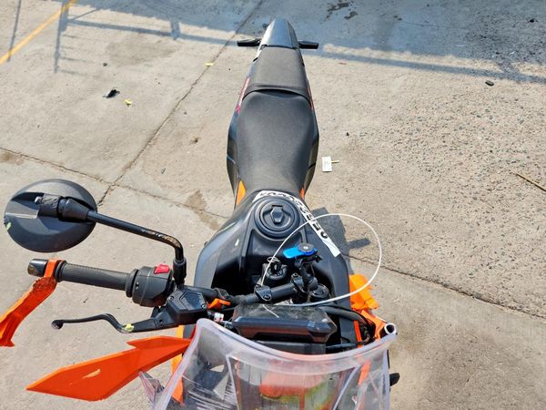 2026 KTM 390