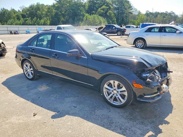 2014 MERCEDES-BENZ C C300 4 MATIC