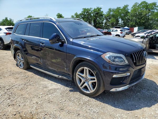 2016 MERCEDES-BENZ GL GL550-4M