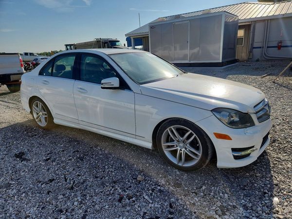 2013 MERCEDES-BENZ C250