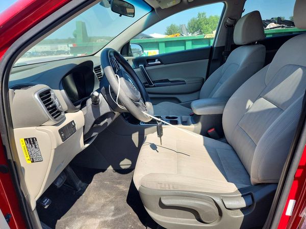 2019 KIA SPORTAGE LX
