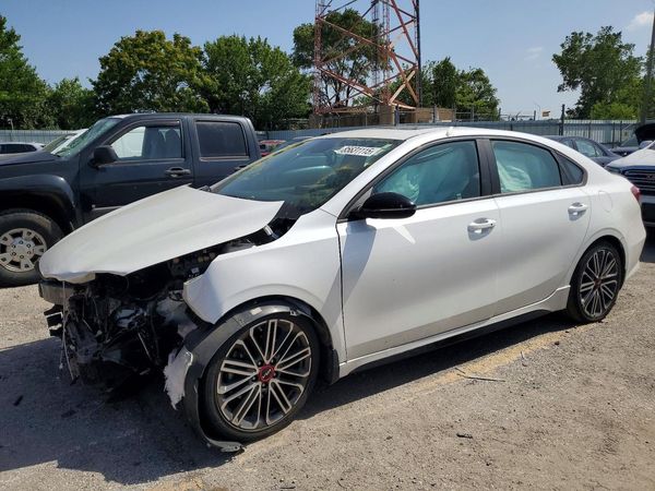 2022 KIA FORTE GT