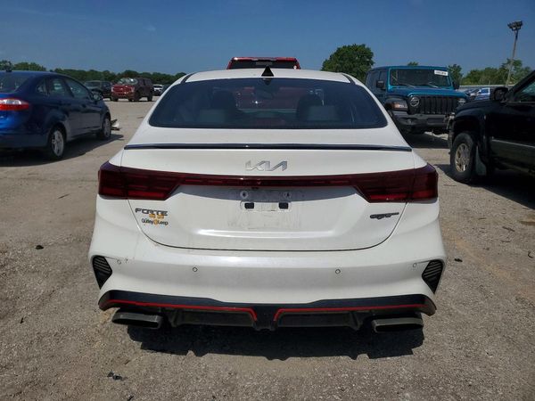 2022 KIA FORTE GT