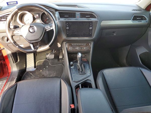 2018 VOLKSWAGEN TIGUAN SE, SEL