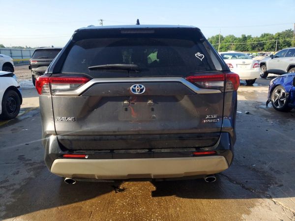 2021 TOYOTA RAV4 XSE HV