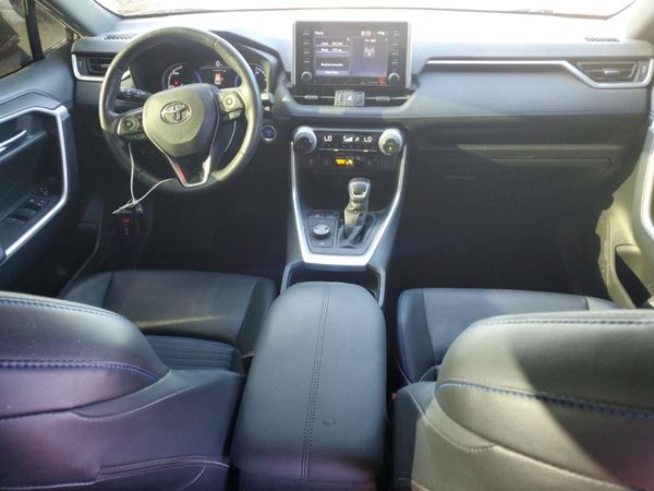 2021 TOYOTA RAV4 XSE HV