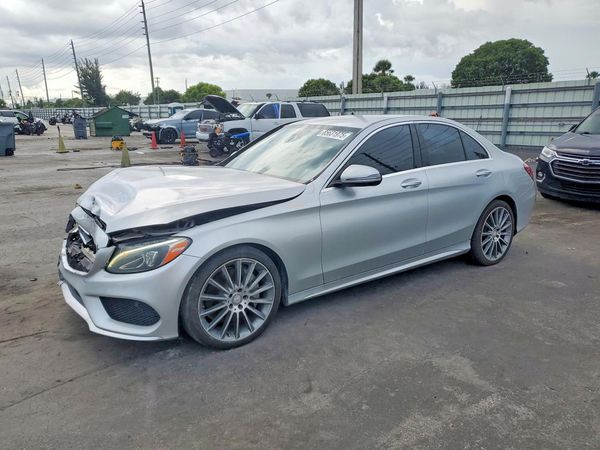 2016 MERCEDES-BENZ C