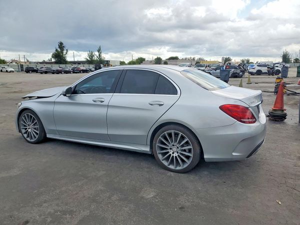 2016 MERCEDES-BENZ C