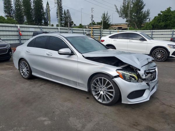 2016 MERCEDES-BENZ C