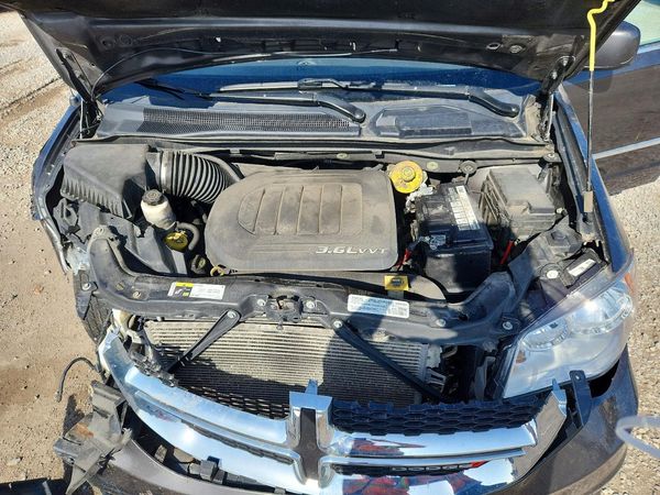 2017 DODGE GRAND CARAVAN Crew