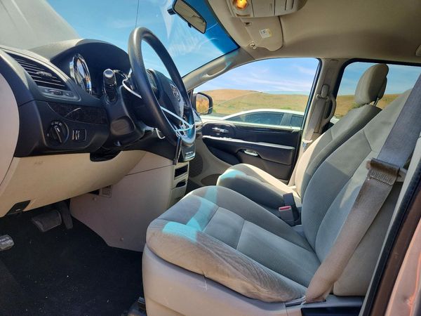 2014 DODGE GRAND CARAVAN SE