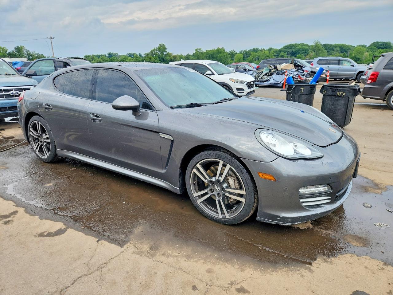 2013 PORSCHE PANAMERA Base (2WD), 4 (4WD)