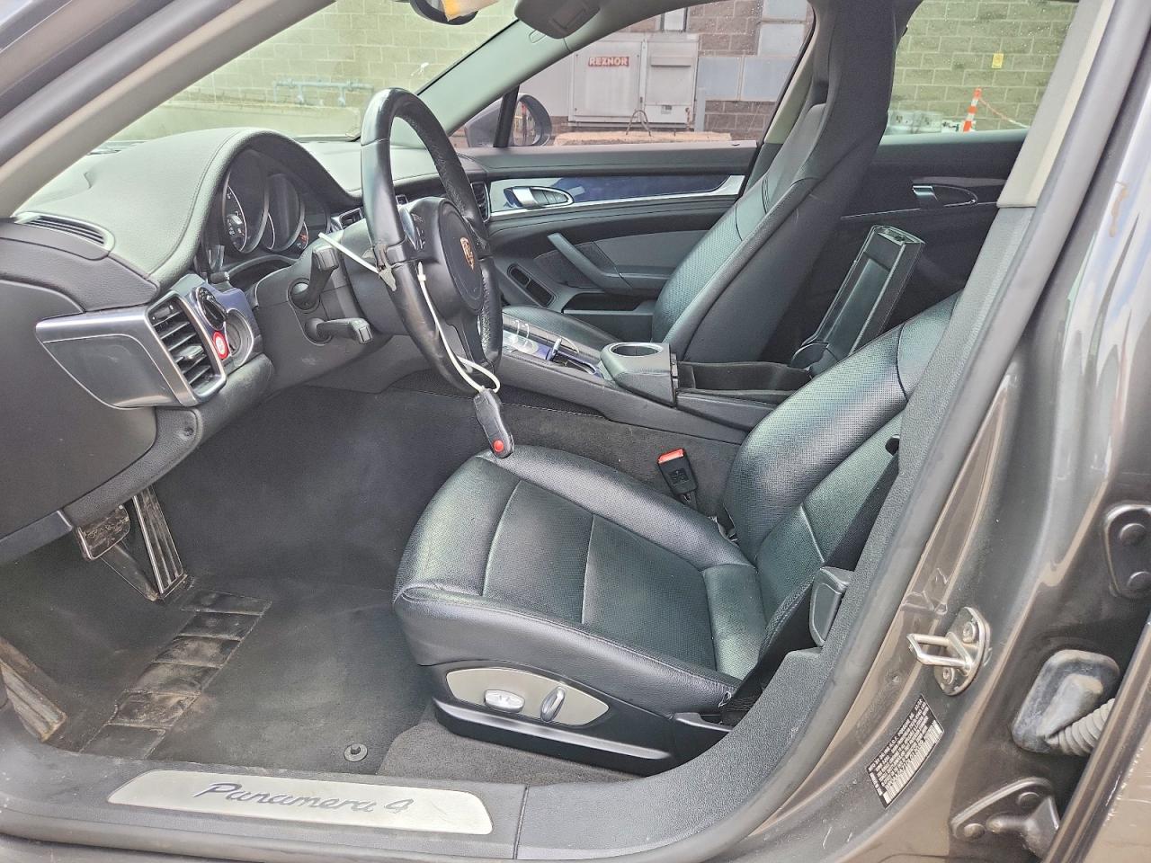2013 PORSCHE PANAMERA Base (2WD), 4 (4WD)