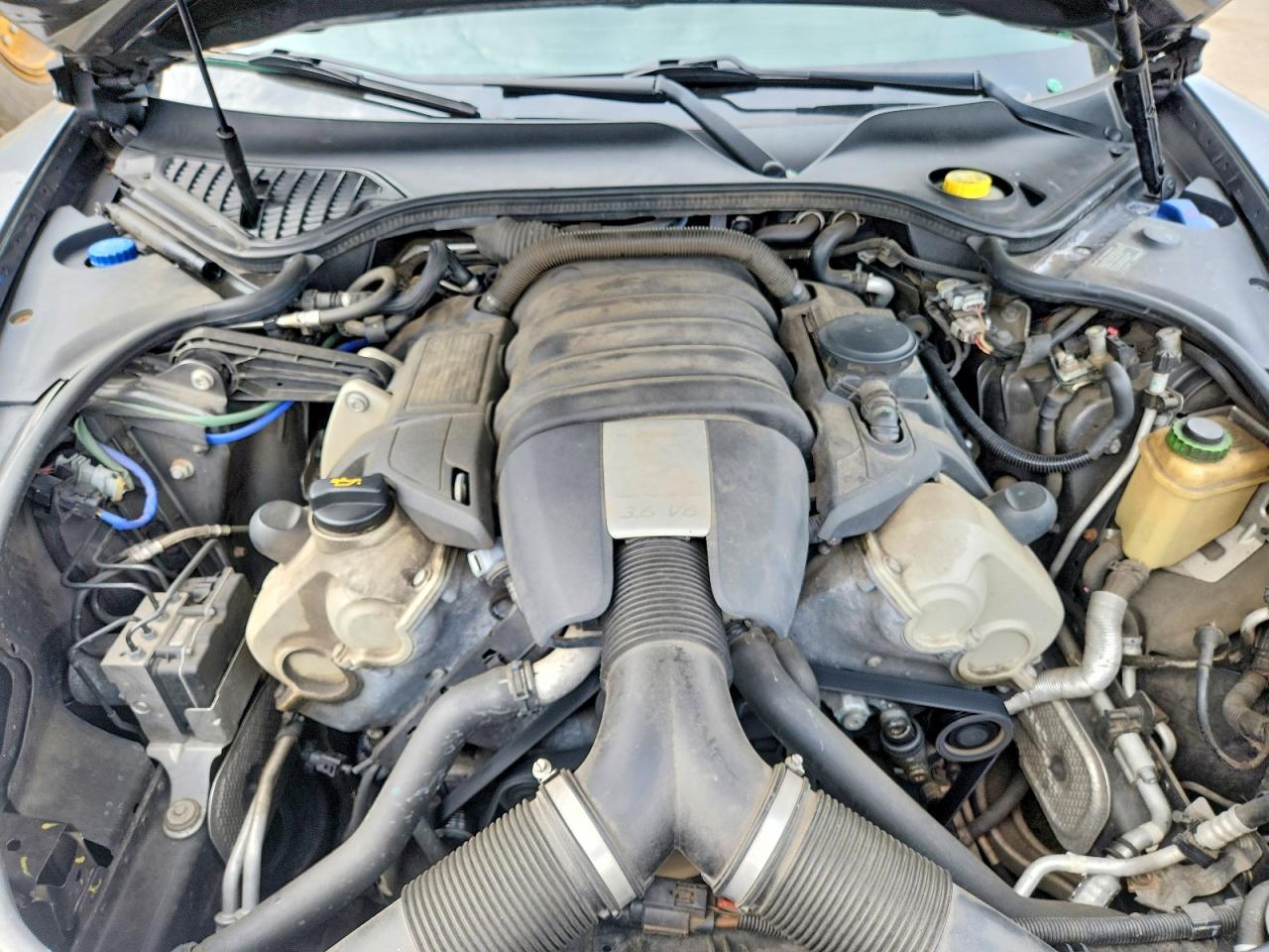 2013 PORSCHE PANAMERA Base (2WD), 4 (4WD)