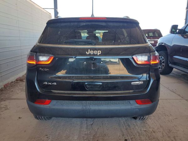 2022 JEEP COMPASS LATITUDE LUX 4X4