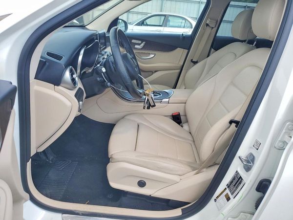 2019 MERCEDES-BENZ GLC