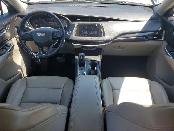 2019 CADILLAC XT4 Premium Luxury — CKPT