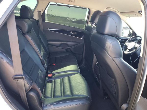 2017 KIA SORENTO