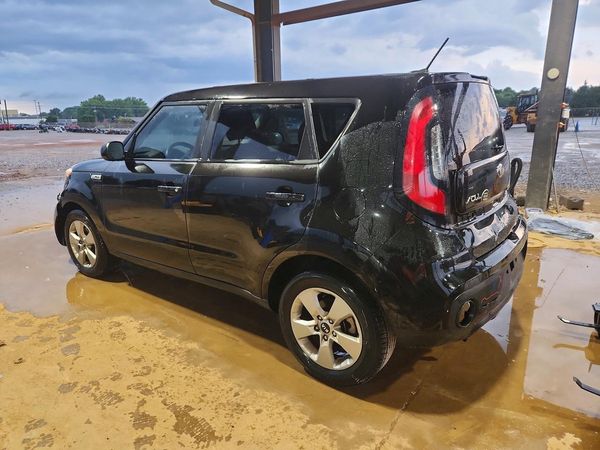 2017 KIA SOUL Base