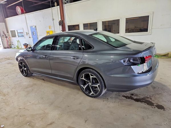 2020 VOLKSWAGEN PASSAT R-Line — DSRA